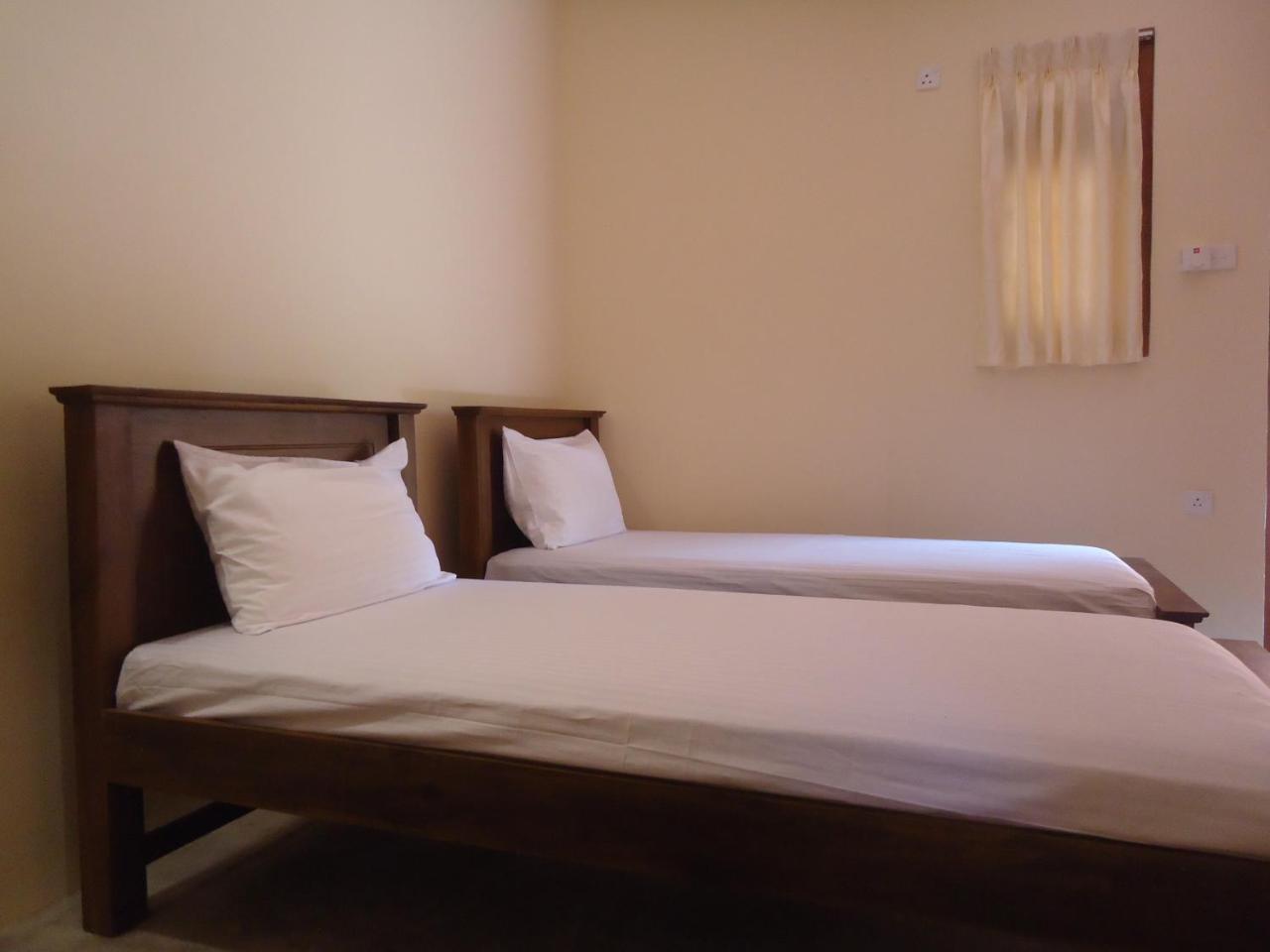 New Sanmi Resort Malabe エクステリア 写真